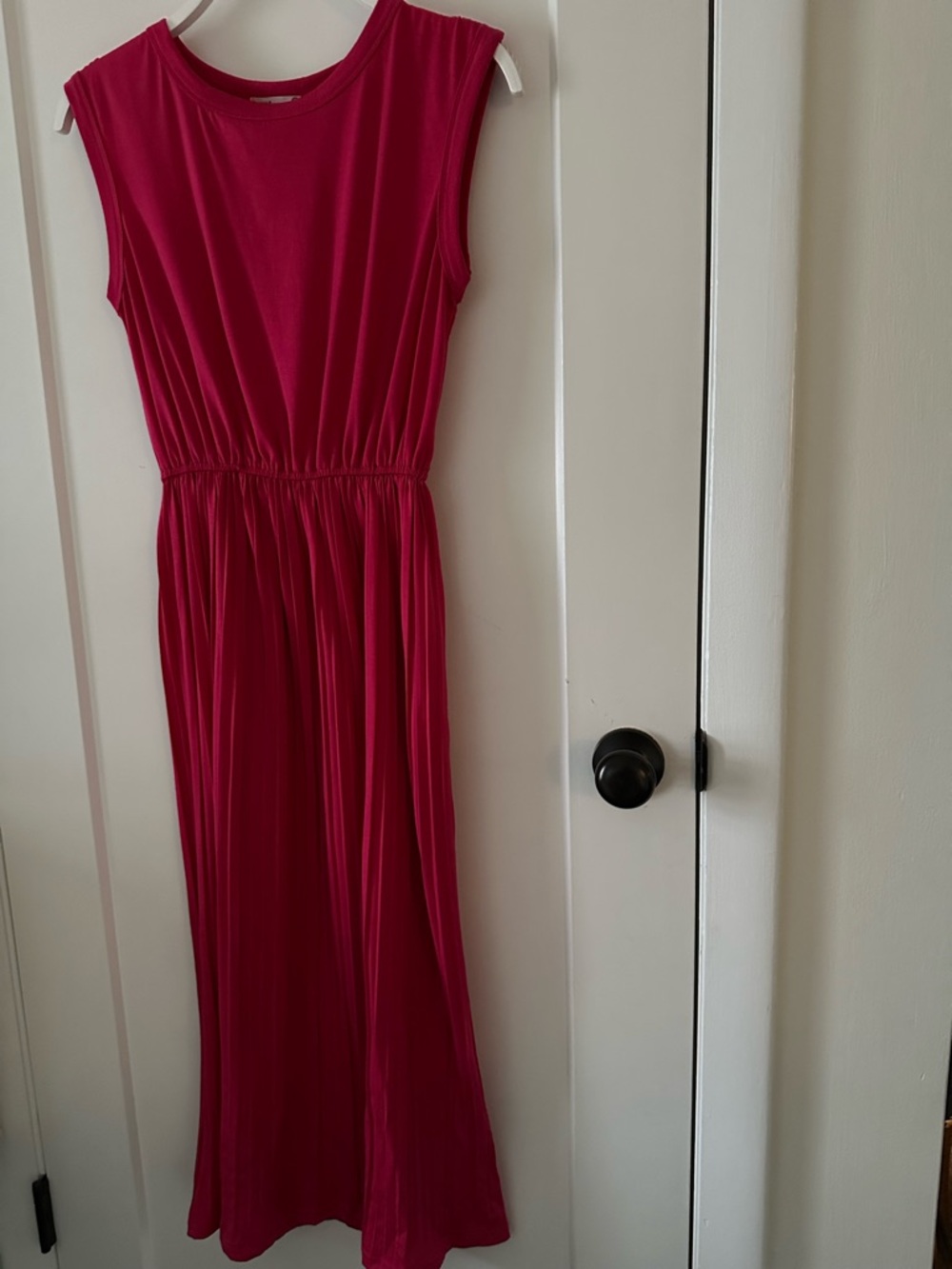 Lavand Women’s Sleeveless Fuchsia Maxi Dress with Elastic Waistband